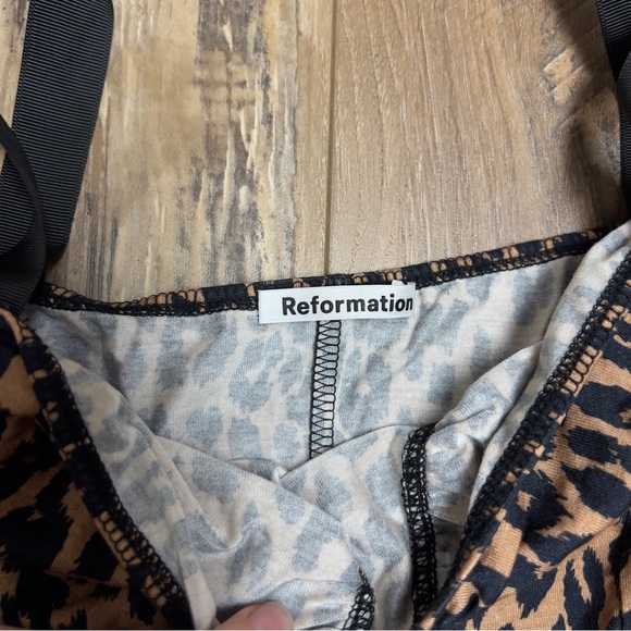 💔 sold 💔 Reformation leopard print bodysuit with black tie straps small - Picture 4 of 5